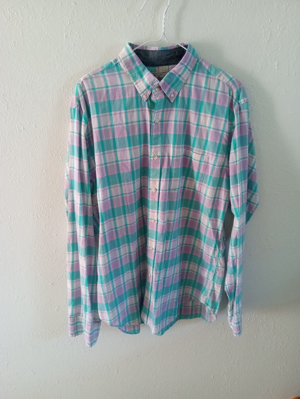 J. CREW Pastel Plaid Softest Cotton Button Down Men's Shirt | L - Picture 2 of 7
